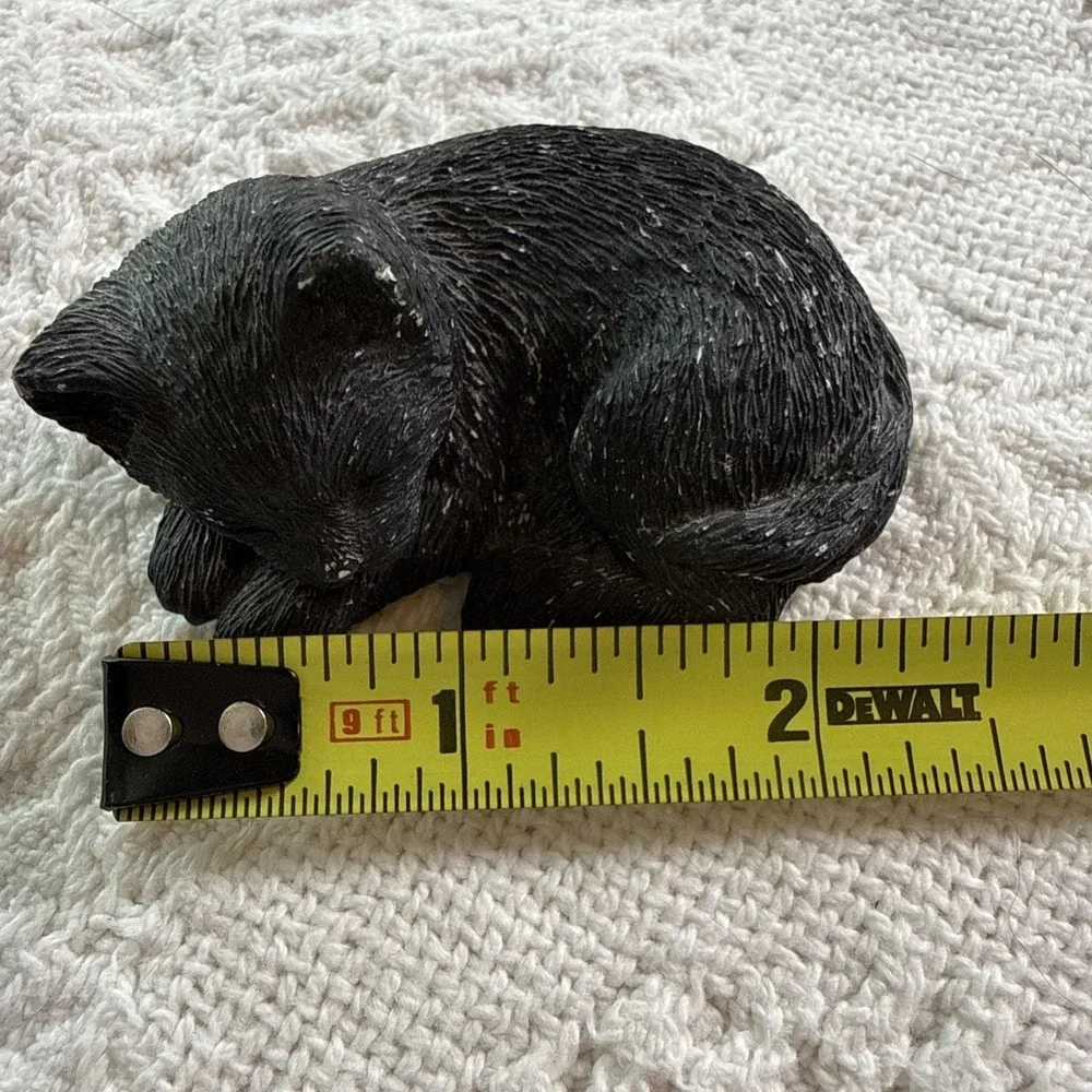 Vintage Sandicast Sleeping Black Cat‎ Approx 1.0x2.50